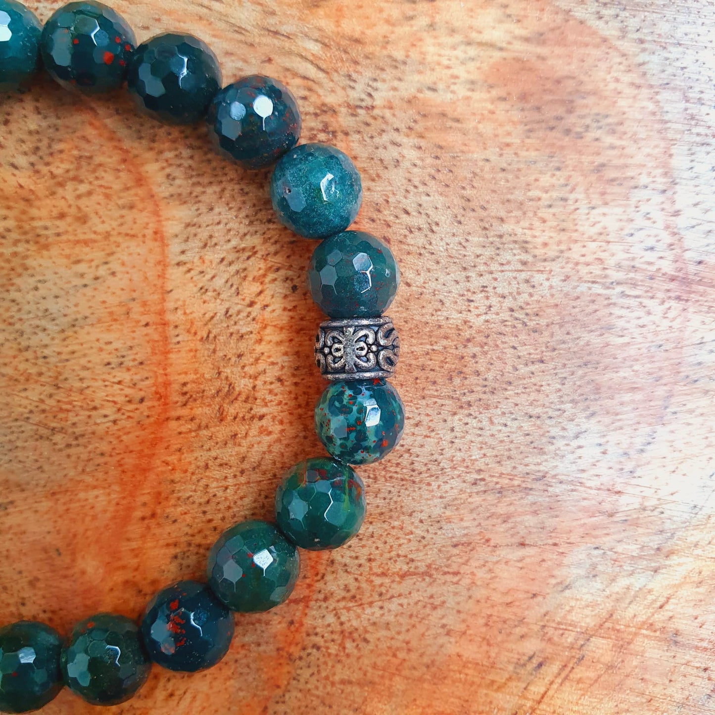 Heliotrop Armband mit Silberdetail