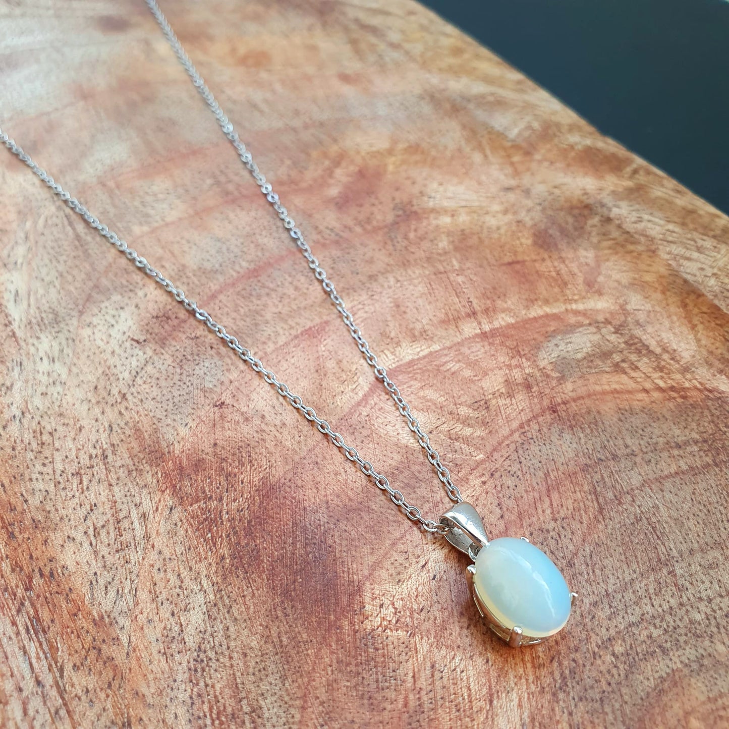 Kette aus Edelstahl mit Rutilquarz Anhänger