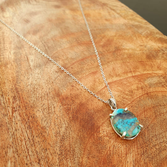 Kette aus Edelstahl mit Türkis Anhänger (Oval)